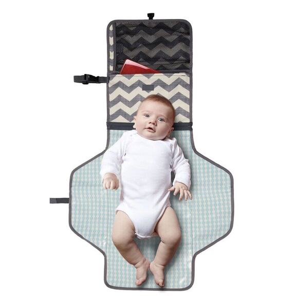 New Skip Hop Pronto Baby Portable Changing Station & Diaper Changing Pad Chevron - Picture 2 of 6
